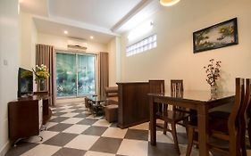 RedDoorz Plus near Benh Vien 108